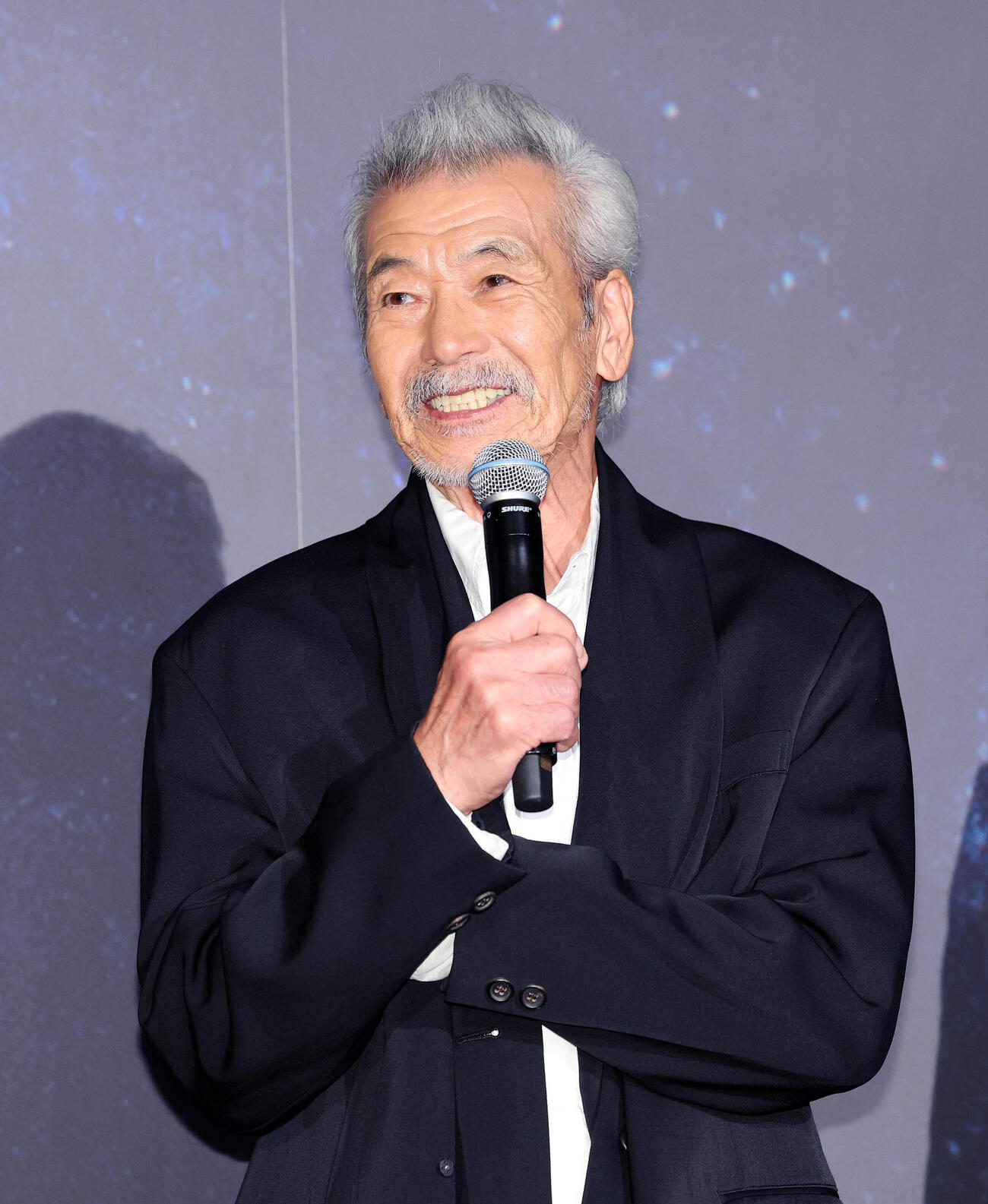 舞台あいさつに臨む田中泯（撮影・鈴木正人）