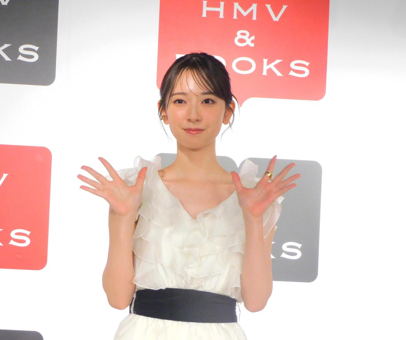 セカンド写真集「機微」発売記念会見に登壇した日向坂46金村美玖（撮影・寺本吏輝）