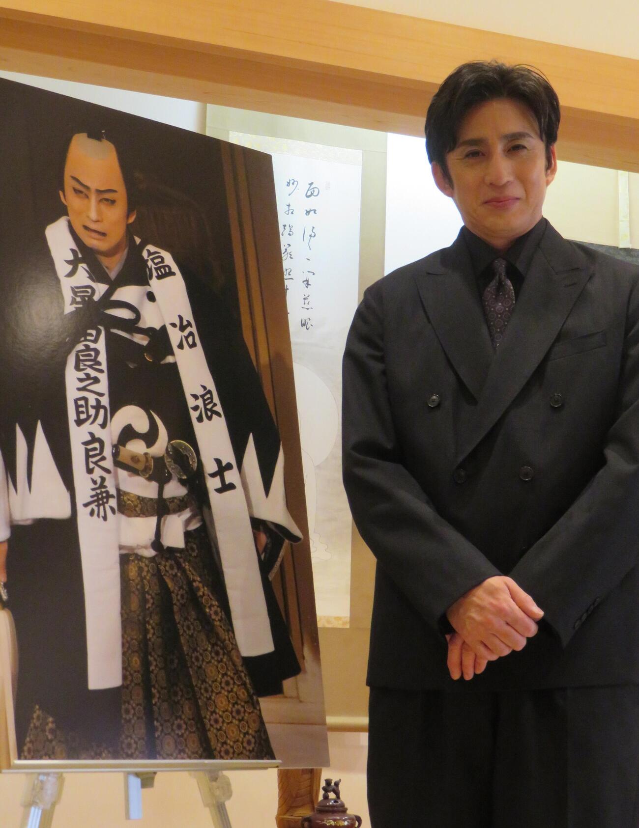 歌舞伎座「仮名手本忠臣蔵」の取材会を行った松本幸四郎（撮影・松本久）
