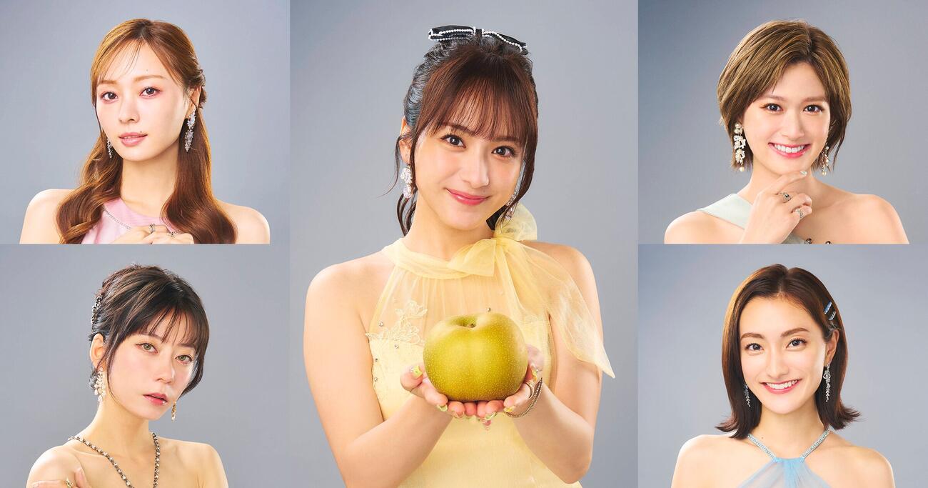 DMM TV「ヒマチの嬢王」への出演が決まった平祐奈（中央）ら（Ⓒ茅原クレセ／小学館／DMM TV）