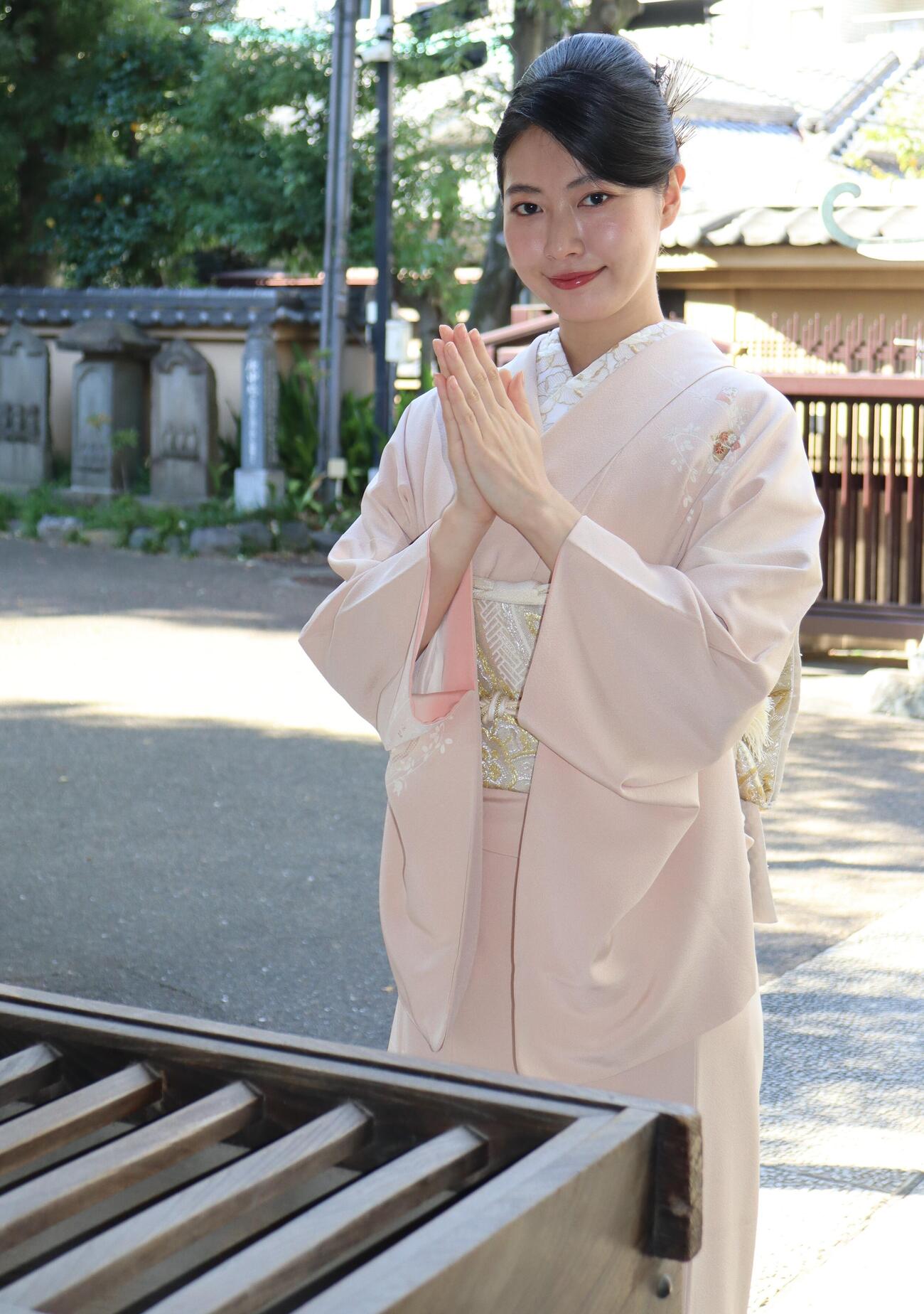 主演映画「みらいしのほこう」のヒット祈願を行った安田聖愛