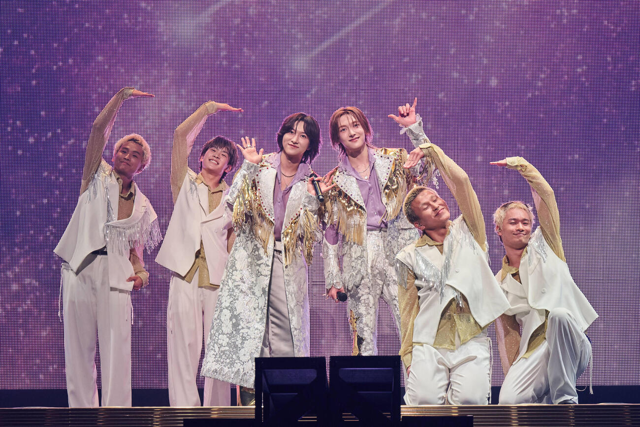 ファンクラブツアー「ROIROM FANCLUB TOUR 2026“LIGHT IT UP”」を行ったROIROM