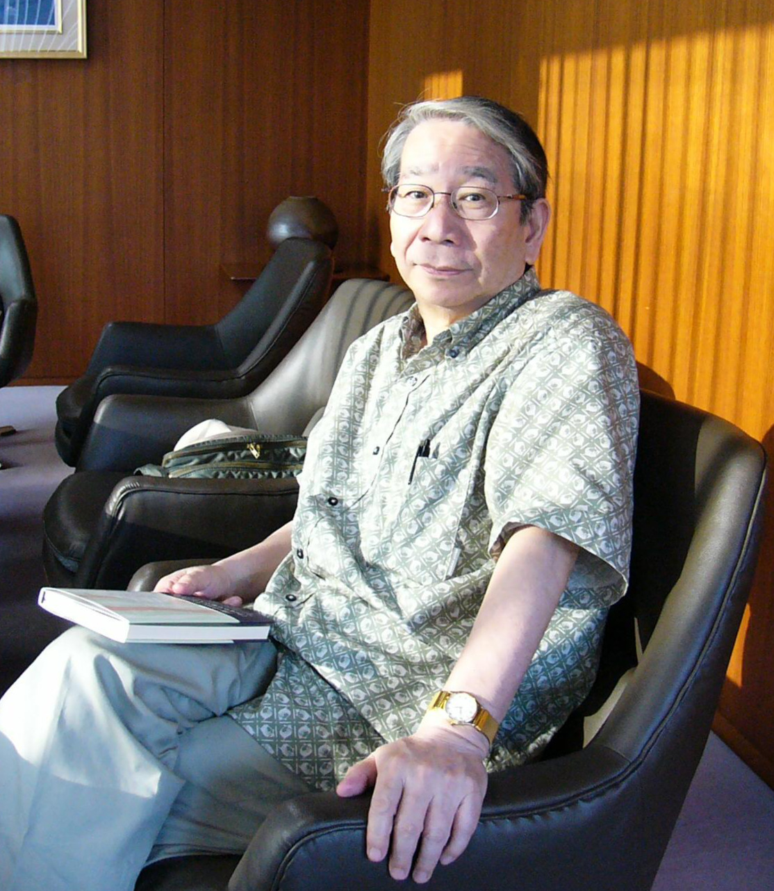 小林信彦さん（06年8月撮影）