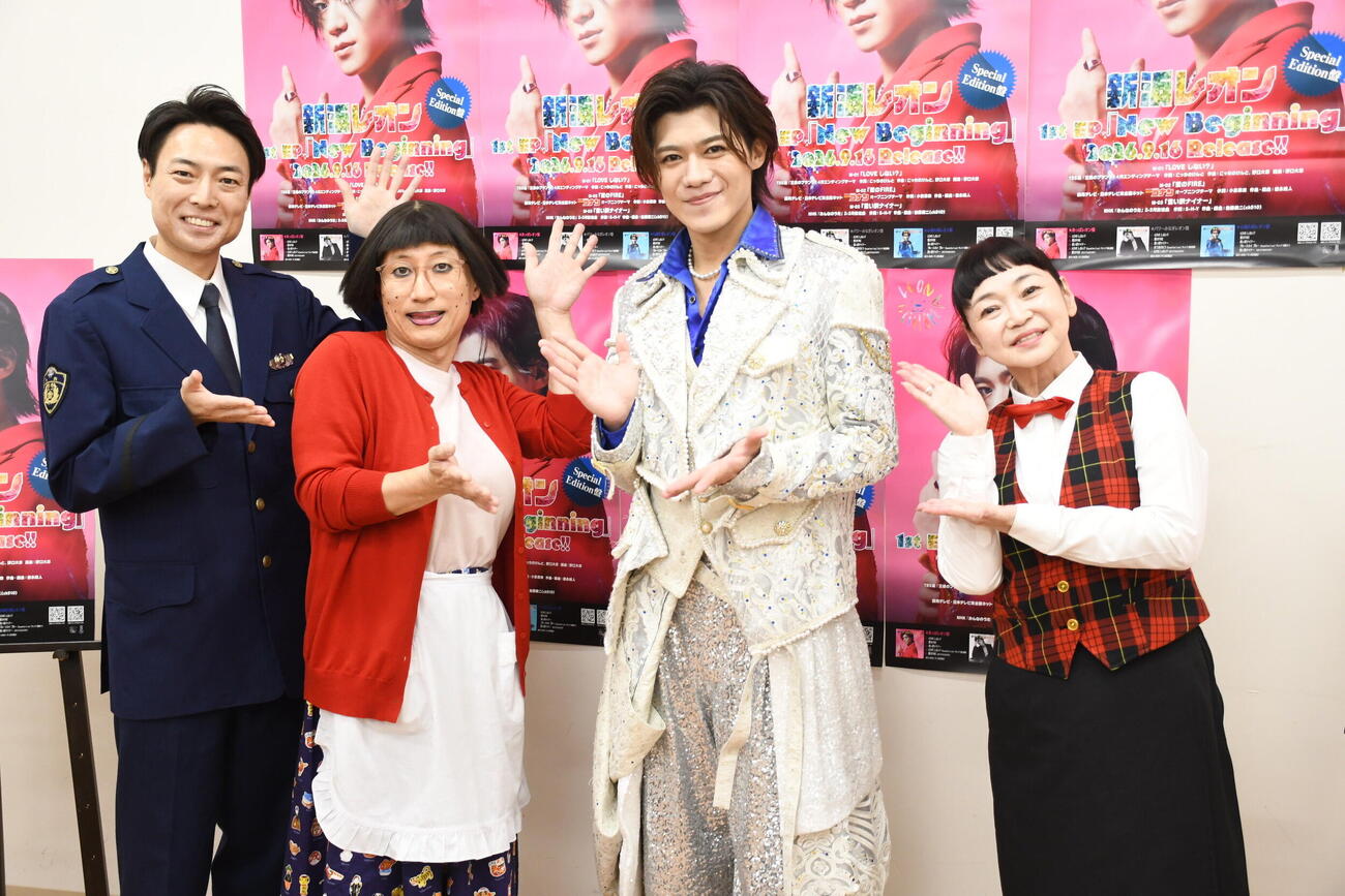 吉本新喜劇にスペシャルゲスト出演した新浜レオン（撮影・阪口孝志）