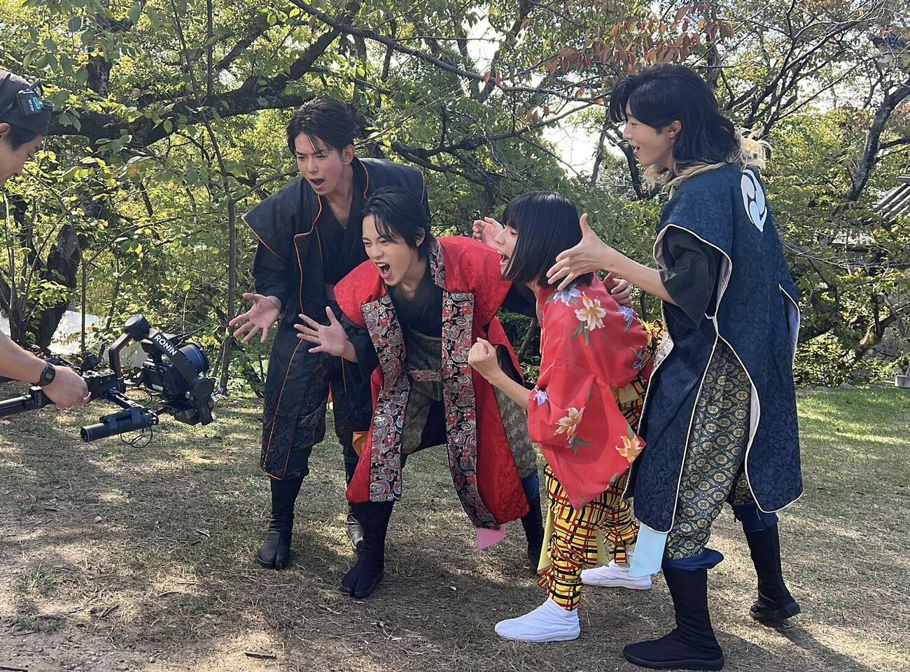 広島弁ヴァージョン「ほんまじゃけぇ☆なんでなん☆しらんけどのぉ」MV撮影に挑むモナキ
