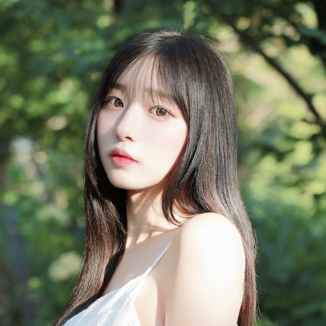 我妻ゆりかのインスタグラムから