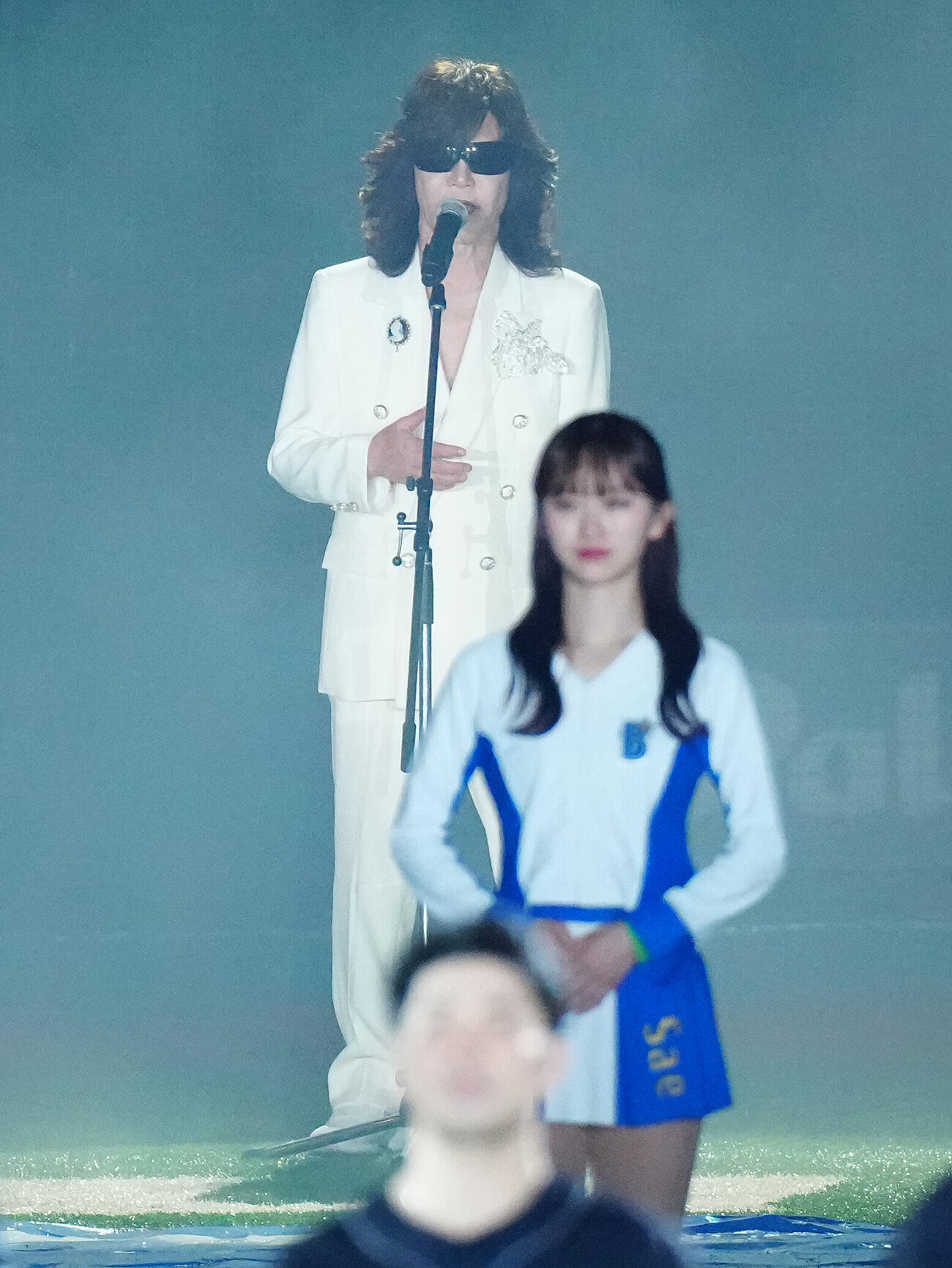 DeNA対ソフトバンク　君が代を独唱する龍玄とし（撮影・鈴木みどり）