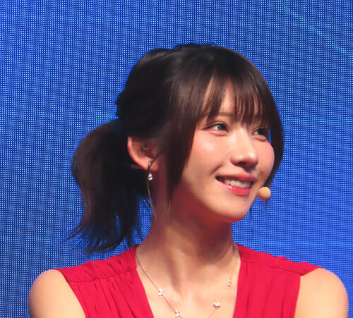 えなこ、胸元あらわ小悪魔コスショット公開「美しい」「いつもと雰囲気違っててこれも良き」