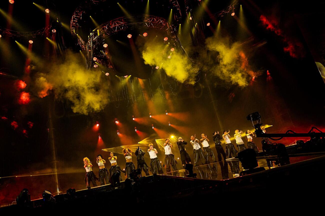 初の全国5大ドームツアー「Number_i LIVE TOUR No．3」開幕となる札幌公演を行ったNumber_iとダンサーたち