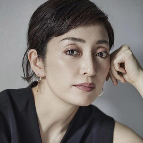 「ハン様麗しのショット」VIVANTハン役・宮下今日子「シャキ城近くのカフェ」オフショ披露