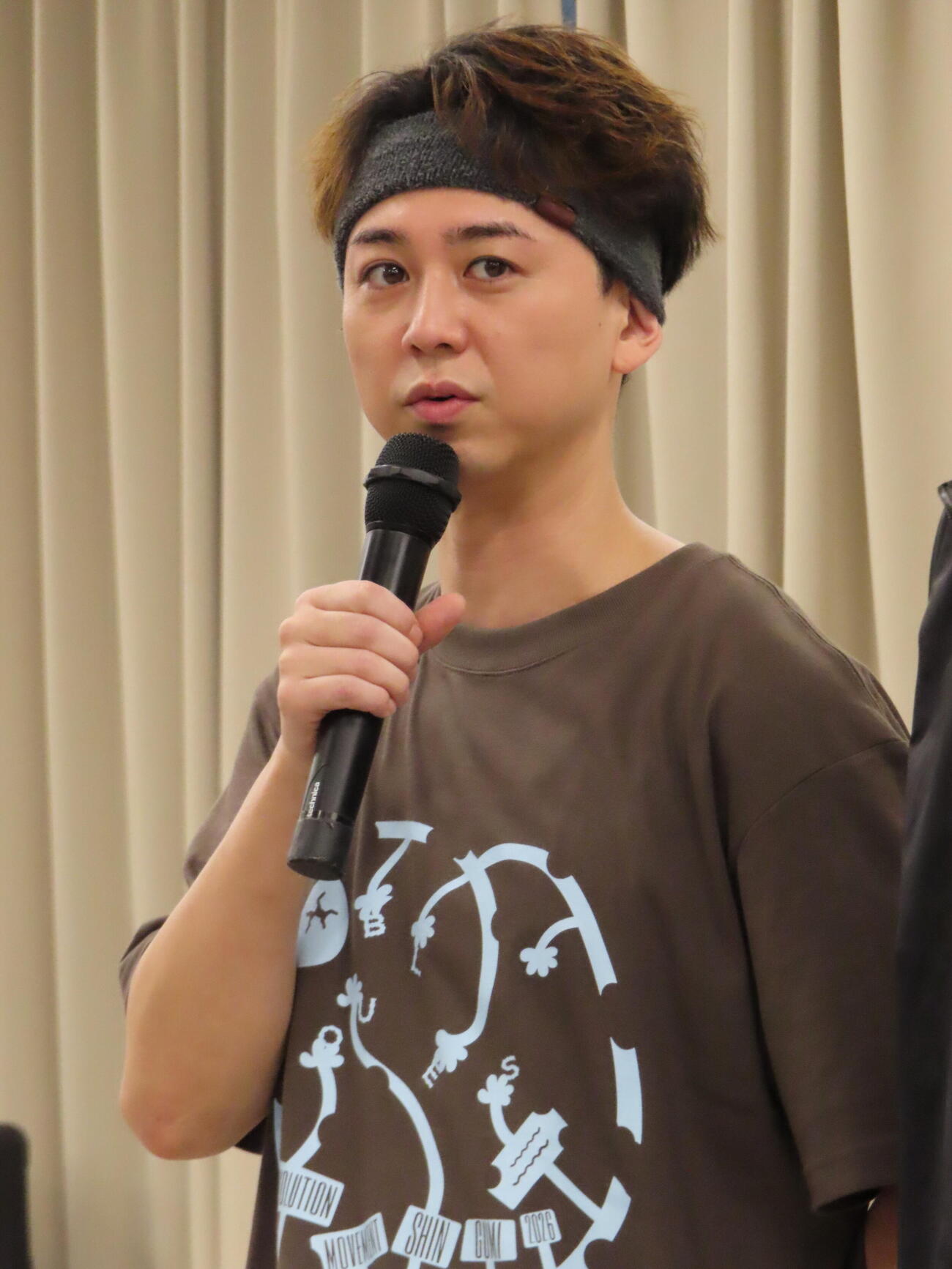 つかこうへい革命ミュージカル　ダブルス「飛龍伝」「幕末純情伝」の公開稽古に臨んだ柳下大（撮影・鎌田良美）