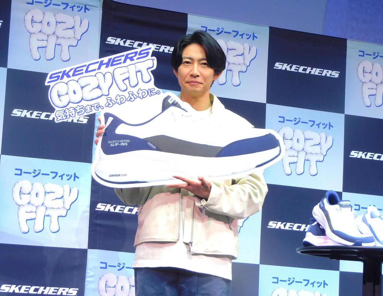 「スケッチャーズ　新アンバサダー就任発表会」に登壇した相葉雅紀（撮影・寺本吏輝）