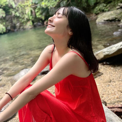 吉本芸人の女優妻が第１子男児出産「尊すぎる時間」体調不良の夫は「一時退院し夫婦そろって…」