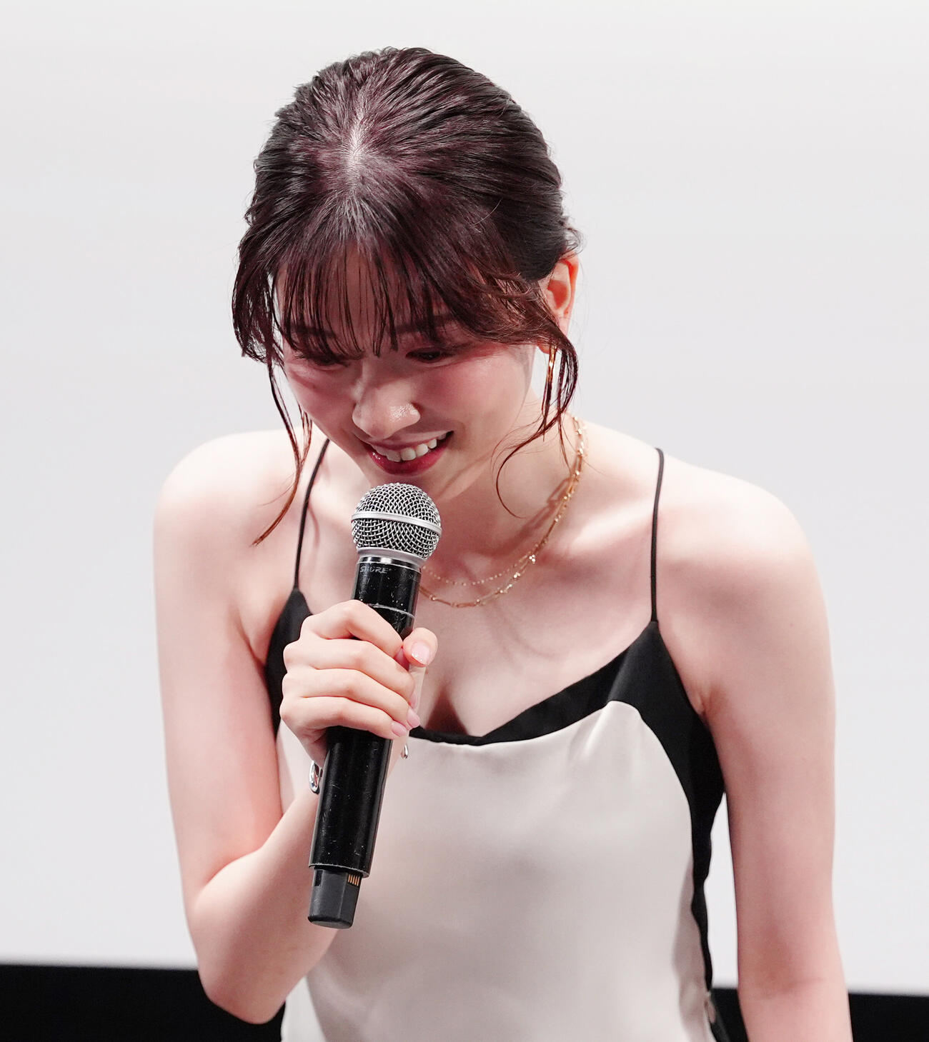 「ヒマチの嬢王」の舞台あいさつを行う永野芽郁（撮影・清水貴仁）