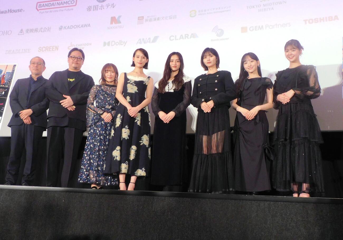 「第39回東京国際映画祭」映画「GROTESQQQUE－グロテスク－」舞台あいさつに登壇したキャスト（撮影・寺本吏輝）