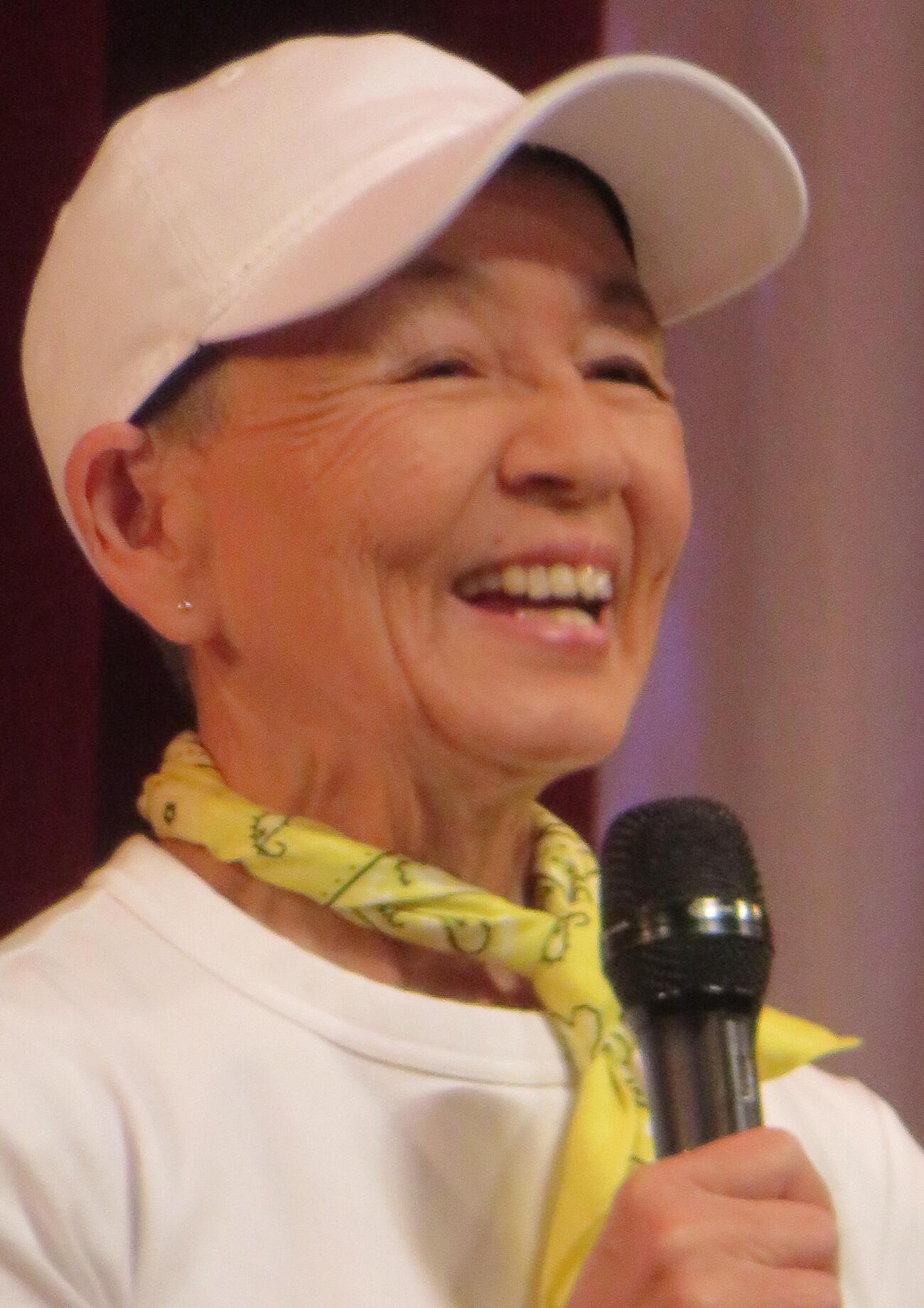 日本歌手協会主催の音楽祭で歌唱する田代みどり（撮影・松本久）
