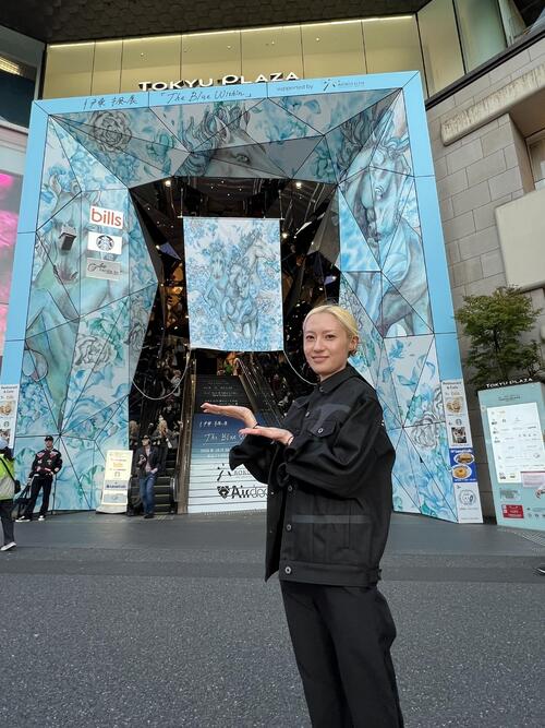 元TBSアナ伊東楓さん「こんなに大きい自分の作品を…」4度目個展で表参道ジャックに感激