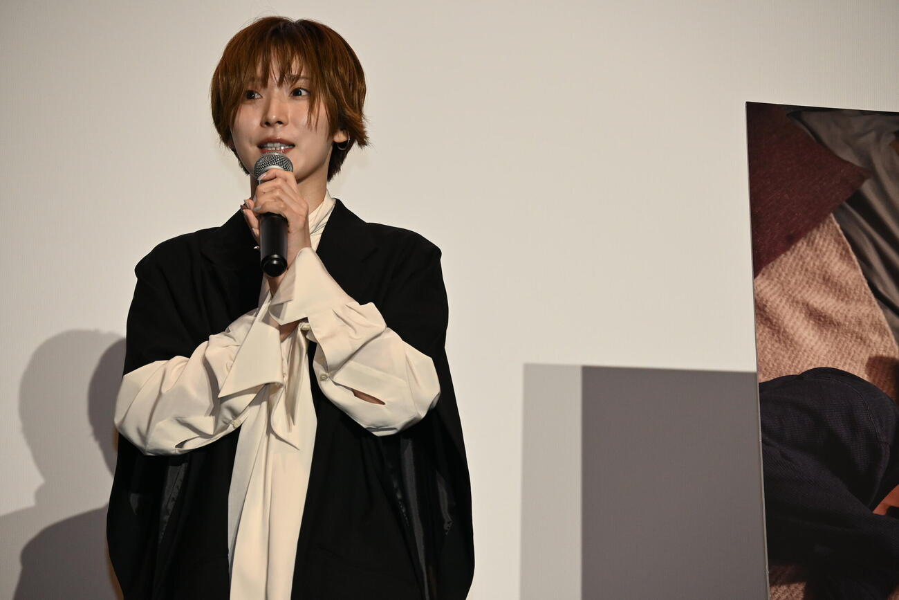 大阪市内で映画「男ともだち」の舞台あいさつに登壇した松岡茉優（撮影・松浦隆司）