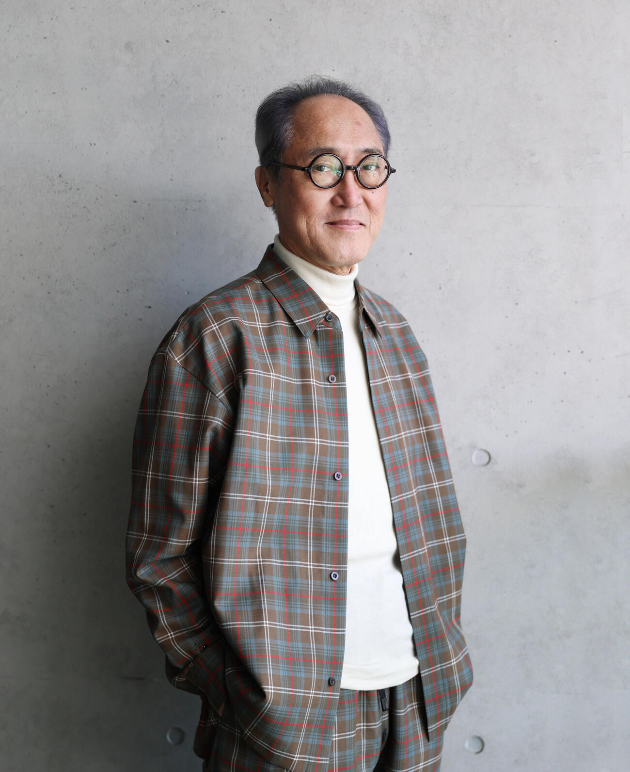 小泉八雲朗読の調べ「思ひ出の記～セツが語ったヘルンの怪談～」に出演する佐野史郎はまっすぐな目でカメラを見つめる（撮影・増田悦実）