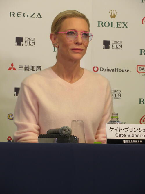 ケイト・ブランシェット、役所広司に呼びかけ「いつ、一緒にお仕事できますか？」会場わき立つ