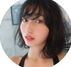 30歳「腹筋女子」レースクイーン「サキュバス」コス公開に「かわいい」「似合う」の声