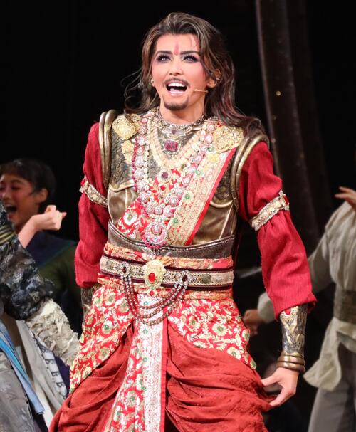 宝塚星組トップ暁千星「やっぱりお芝居って楽しい」　２年ぶりに演じる「RRR」東京公演開幕へ