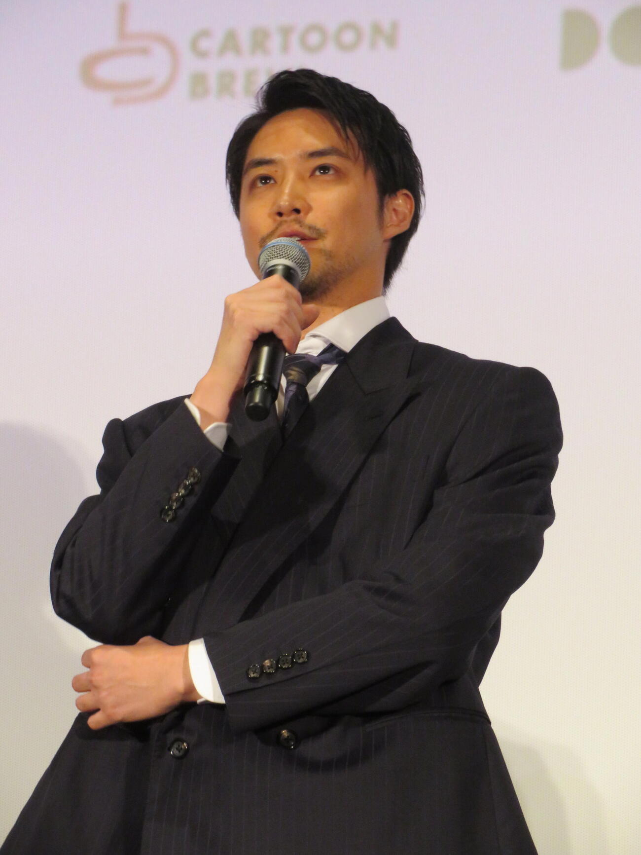 東京国際映画祭コンペティション部門出品作「妖怪、化物をひろう」舞台あいさつ、Q＆Aに登壇した白石隼也（撮影・村上幸将）
