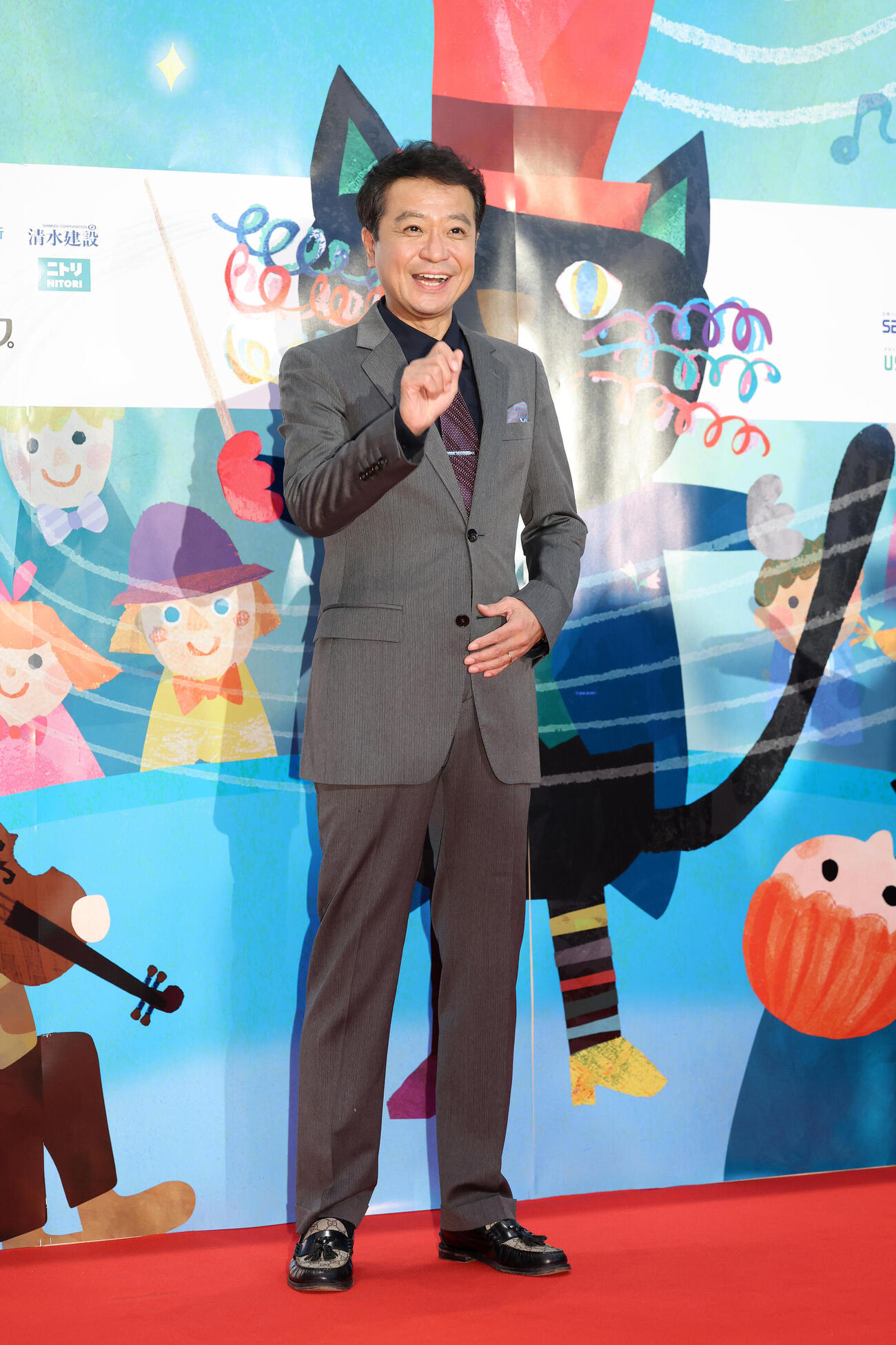キネコ国際映画祭オープニングセレモニーに臨む中山秀征（撮影・鈴木正人）