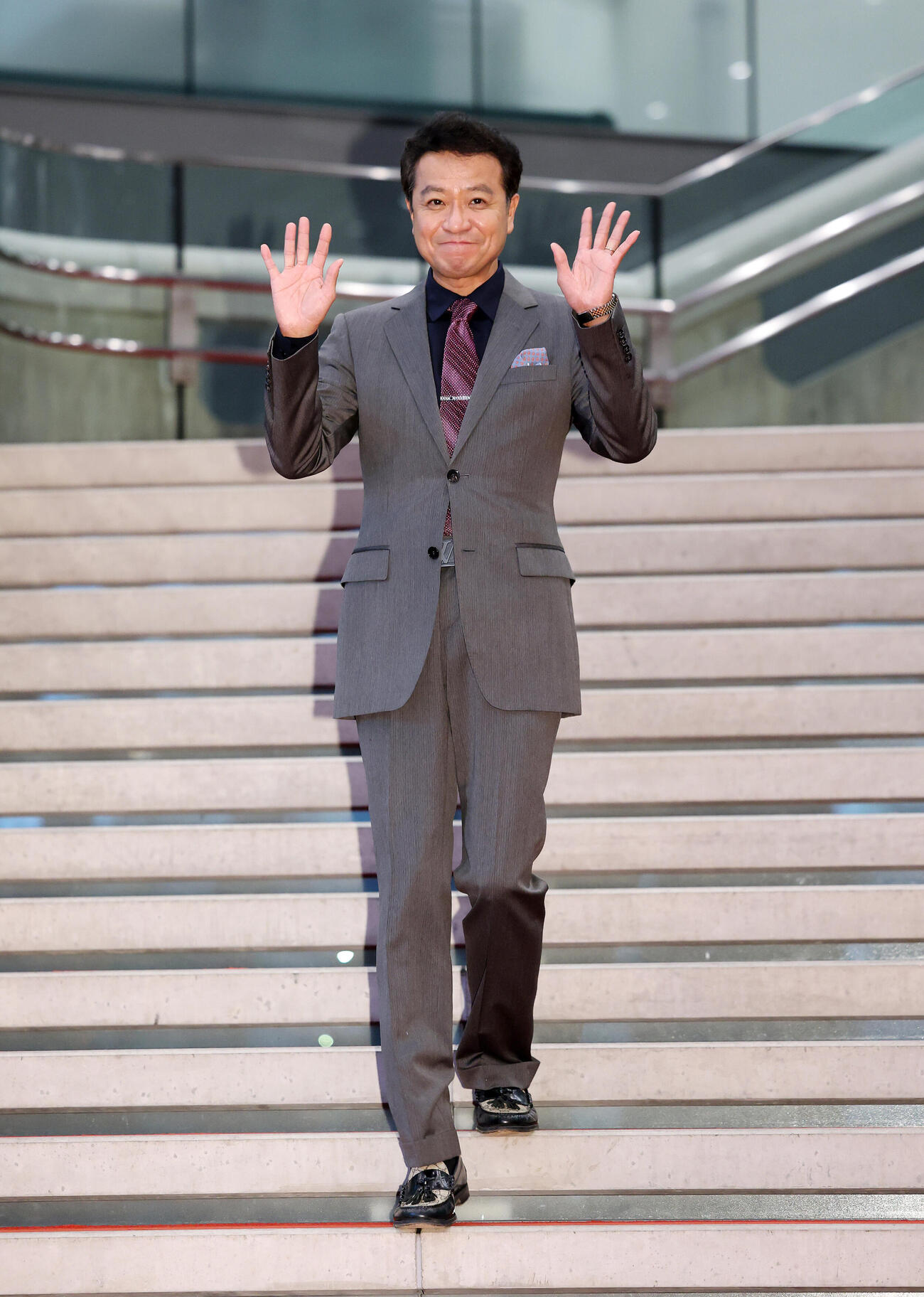 キネコ国際映画祭オープニングセレモニーに臨む中山秀征（撮影・鈴木正人）