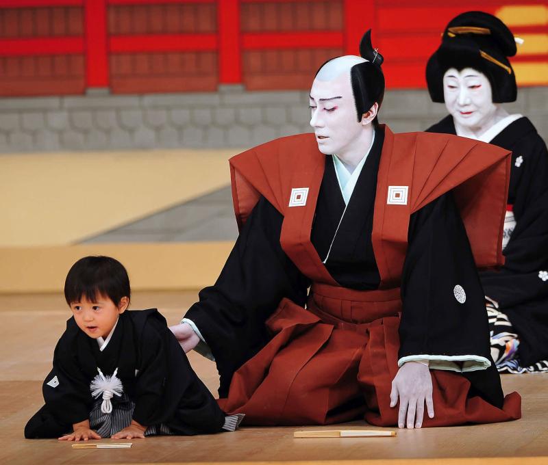 海老蔵 勸玄くん共演 七月大歌舞伎 夜の部は完売 芸能 日刊スポーツ