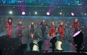 ａａａライブ動員15年比180 ５万人で締めた 音楽 日刊スポーツ
