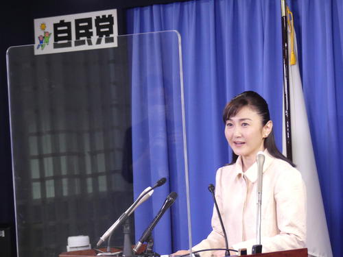 自民党から参院選東京選挙区への出馬を表明する生稲晃子氏（22年4月6日撮影）