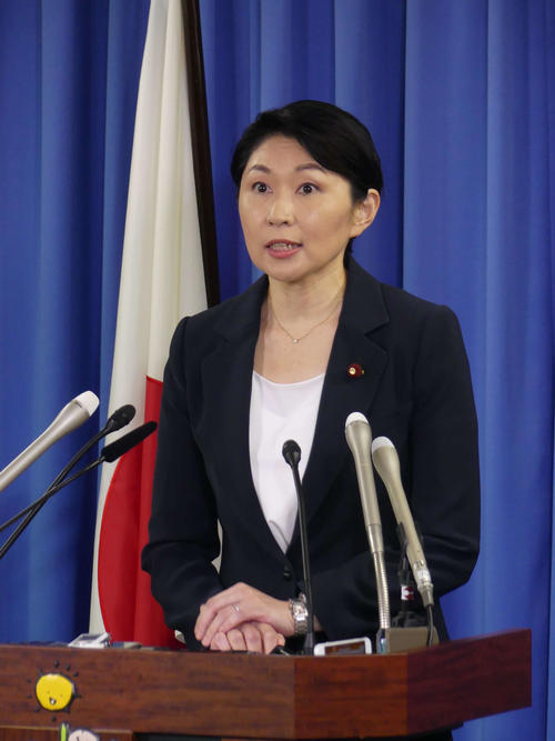 就任会見に臨む自民党の小渕優子選対委員長（2023年9月13日）