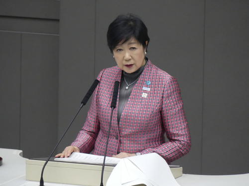 今年の第1回都議会初日、施政方針を述べる小池百合子都知事（2024年2月20日撮影）