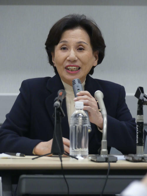 政治改革に関する提言について講演する田中真紀子元外相（2023年12月8日撮影）