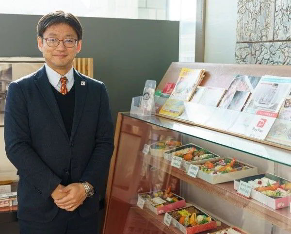 まねき食品の代表取締役社長、竹田典高さん（筆者撮影）