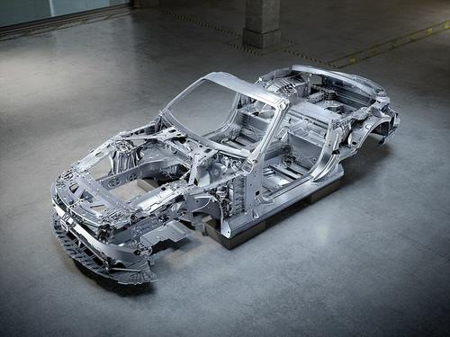 7代目「SL」のボディー構造(写真:Mercedes-Benz)