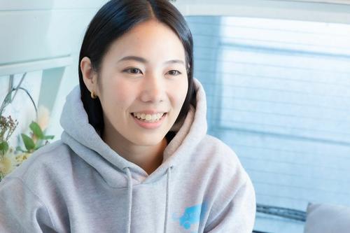 就職について考えるようになり、バンライフを決意した宮本さん（東洋経済オンライン編集部撮影）