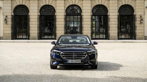 メルセデス・ベンツの新型「Eクラス」。Eクラスとしては6代目、源流となるモデルから数えると11代目になる（写真：メルセデス・ベンツ）

