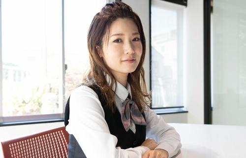 31歳で上京、芸能事務所に所属した(撮影:田端杏奈)