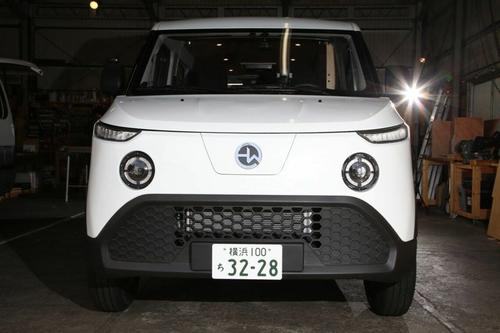 T-01のフロントフェイス(筆者撮影)