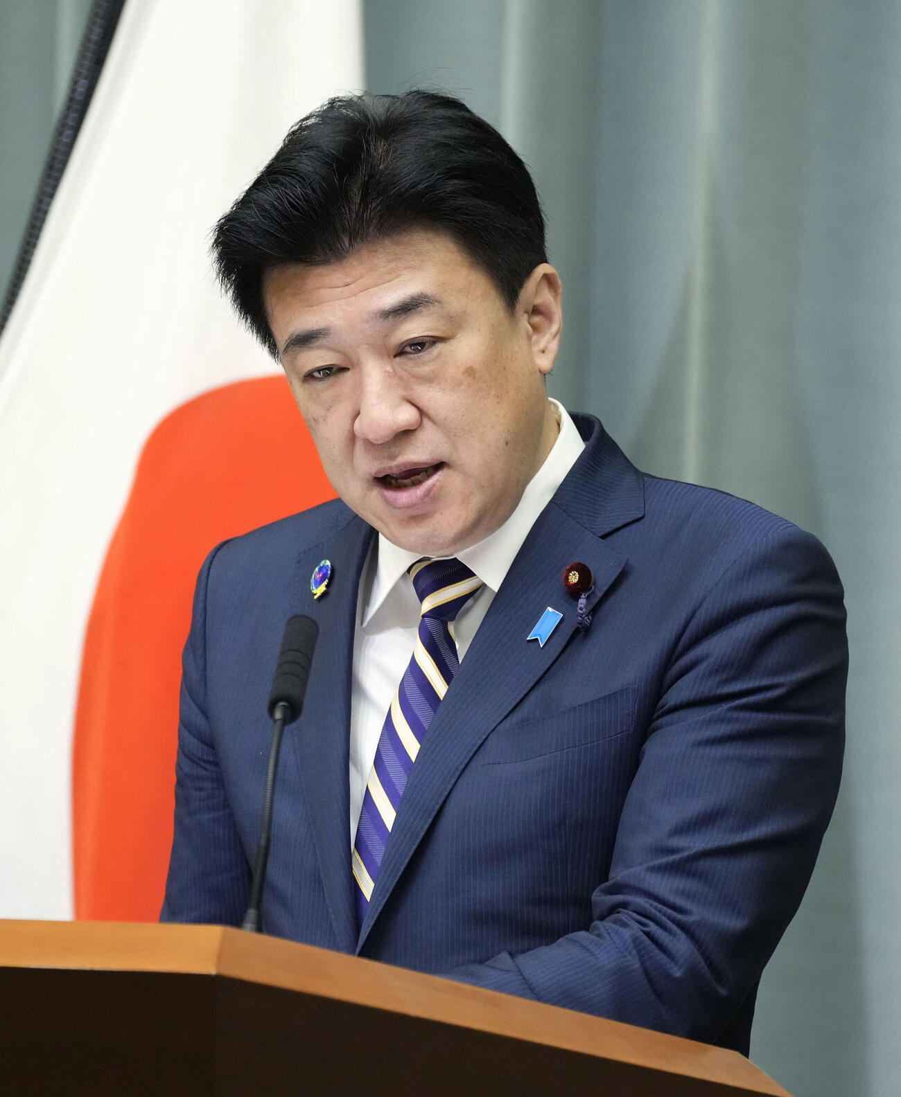 記者会見する木原官房長官＝22日午前、首相官邸