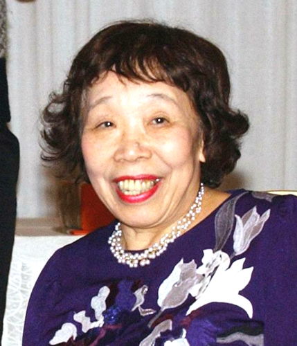 田辺聖子（2004年撮影）