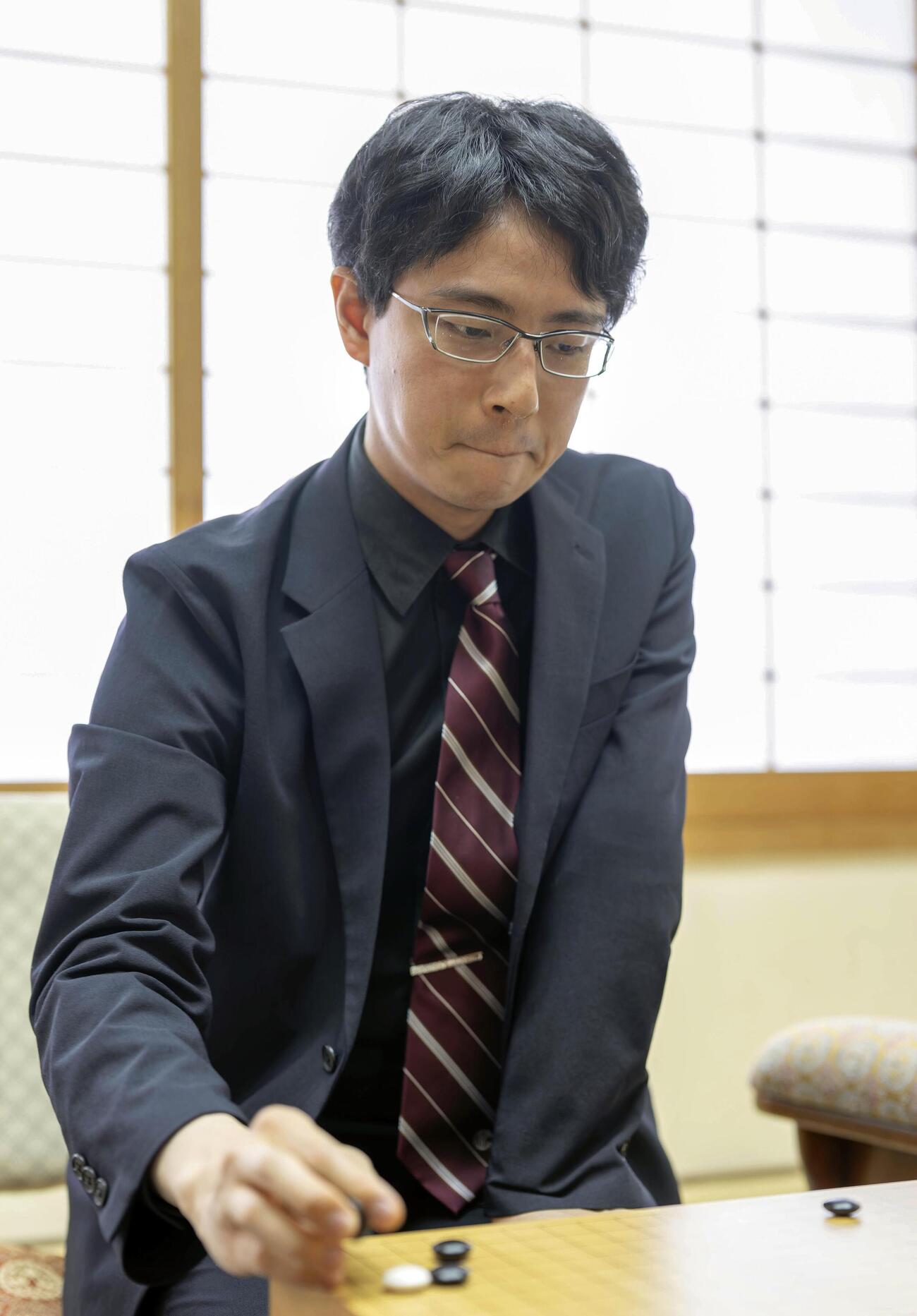 第81期本因坊戦5番勝負の第4局で敗れた一力遼本因坊（共同）