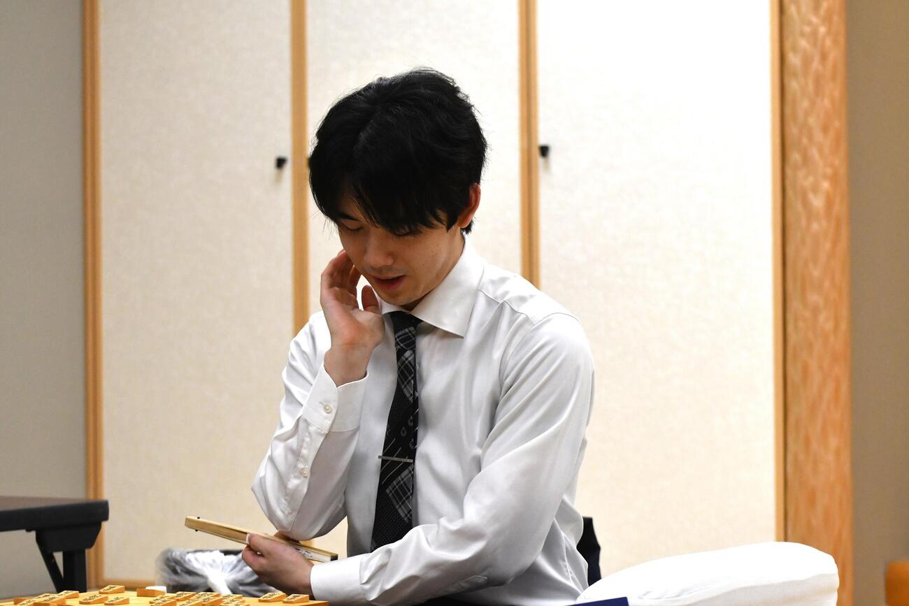 佐藤天彦九段を下して復位へまた一歩前進した藤井聡太6冠