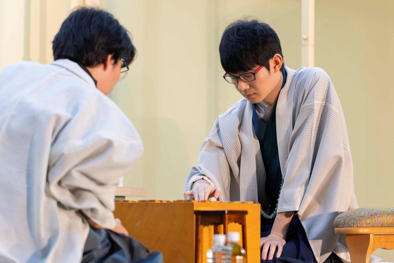 斎藤慎太郎八段（2026年1月撮影）