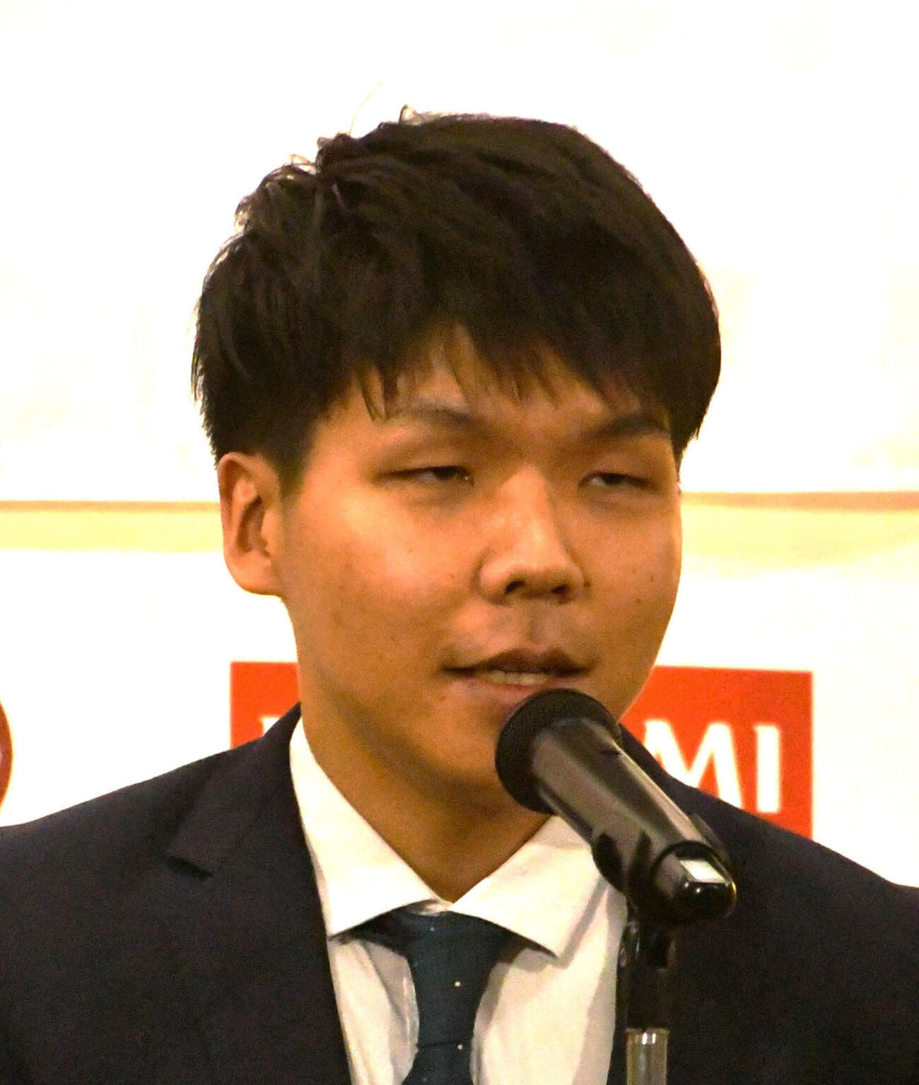 増田康宏八段（2025年3月撮影）