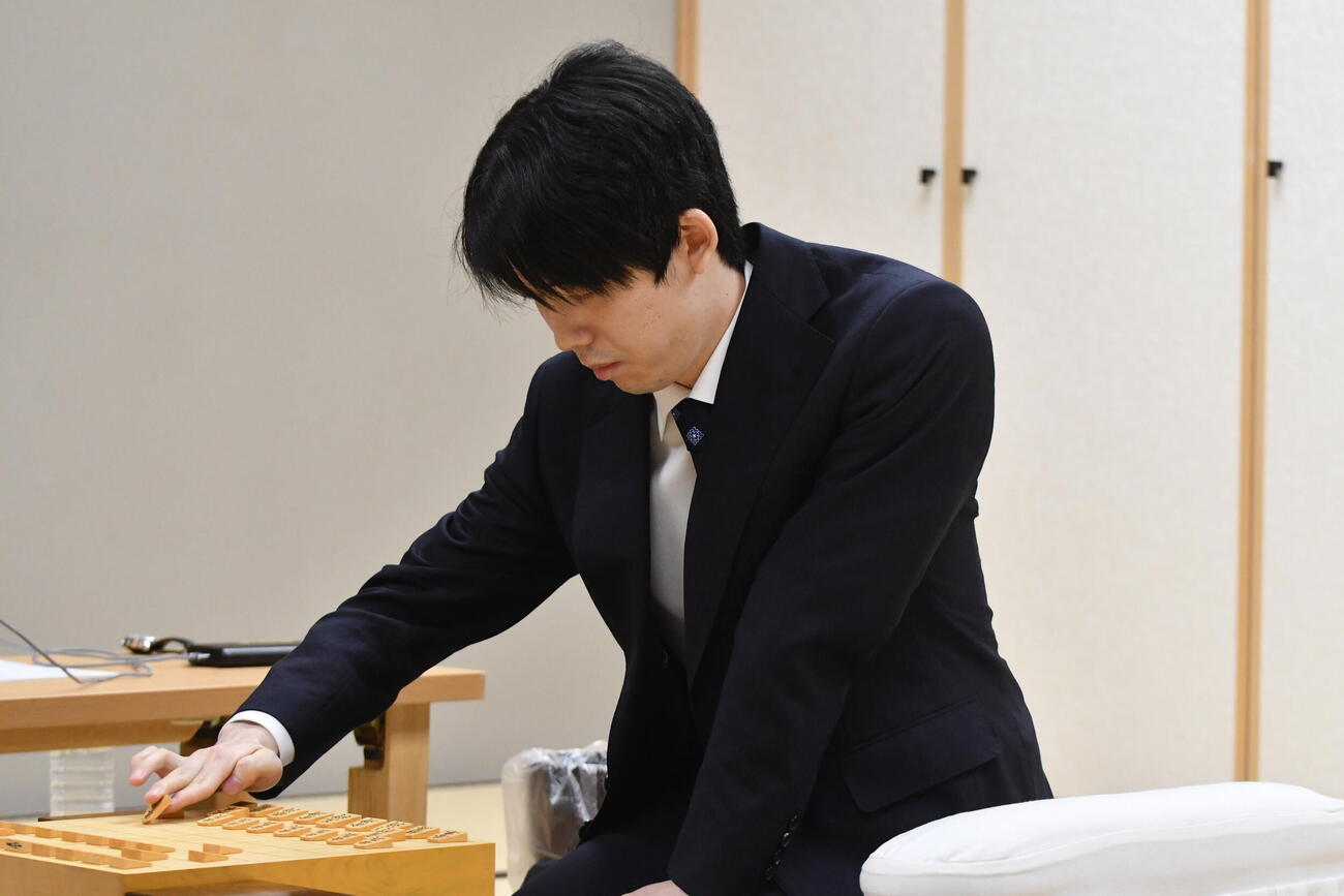 王座復位へ向けた挑戦権獲得へあと1勝としている藤井聡太6冠