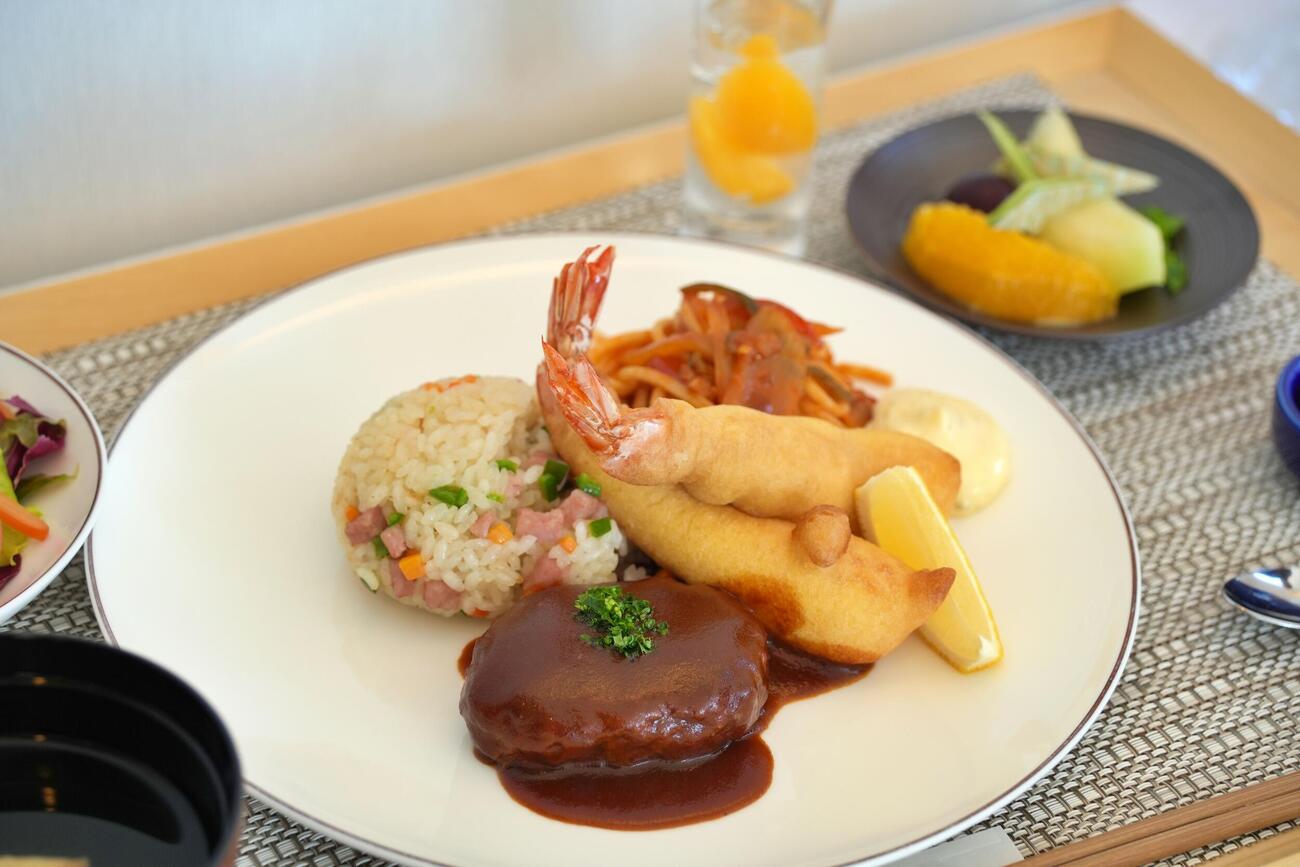 伊藤匠2冠の昼食「特製トルコライス」
