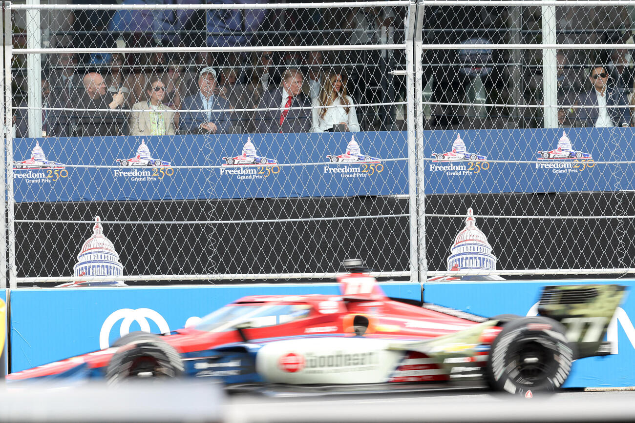 「インディカー・シリーズ」を観戦したトランプ大統領（ロイター）